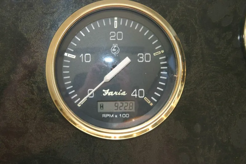 Slide: The Image of Cruisers 3750 Motor Yacht 2001 - 4437751