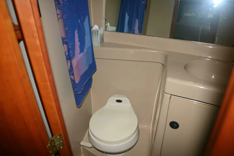 Slide: The Image of Cruisers 3750 Motor Yacht 2001 - 4437758