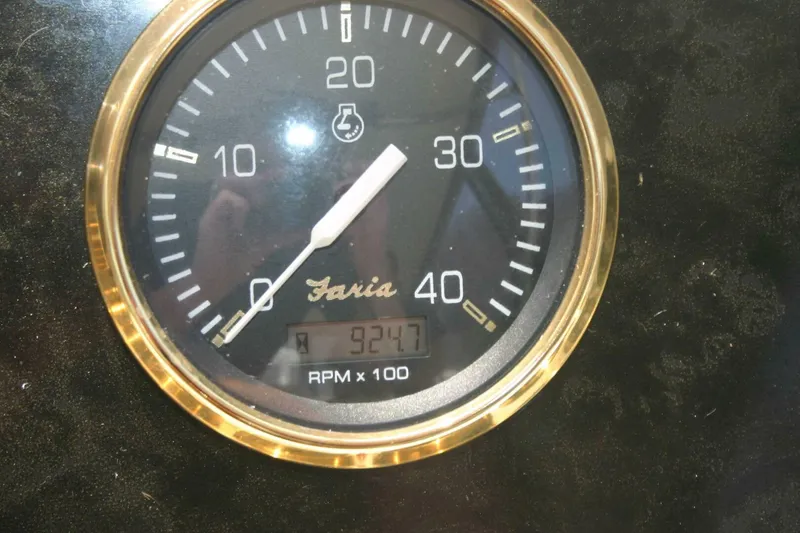 Slide: The Image of Cruisers 3750 Motor Yacht 2001 - 4437740