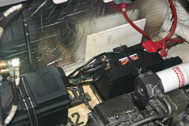 Slide: The Image of Cruisers Yachts 3750 Motor Yacht 2001 - 4437755