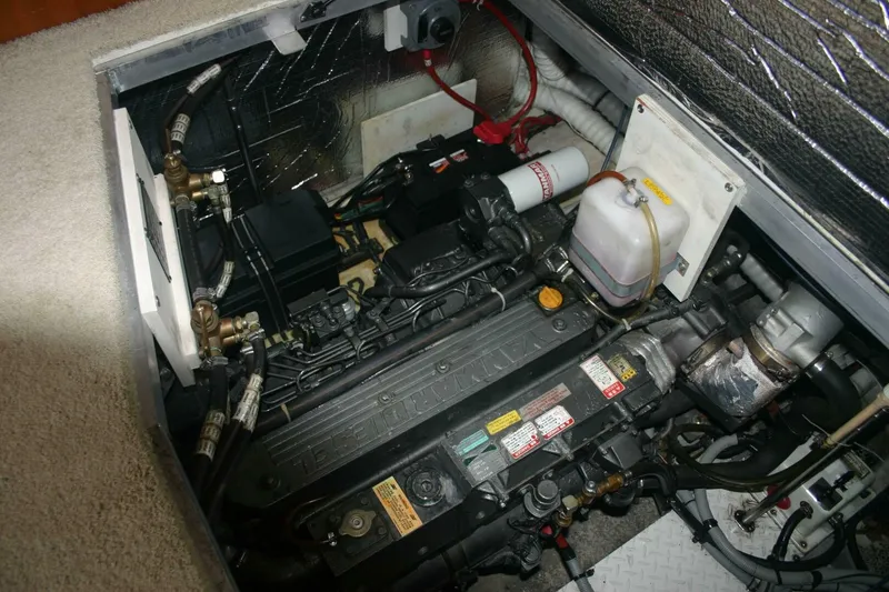 Slide: The Image of Cruisers Yachts 3750 Motor Yacht 2001 - 4437756