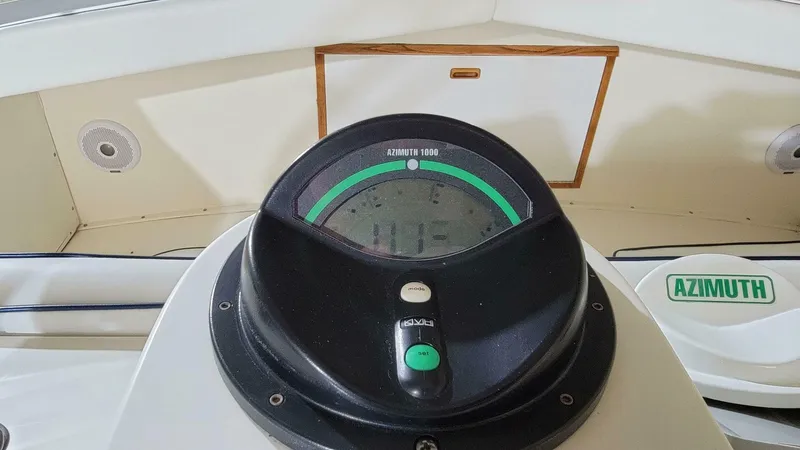 Slide: The Image of Bertram 33 Flybridge Cruiser 1983 - 4438437