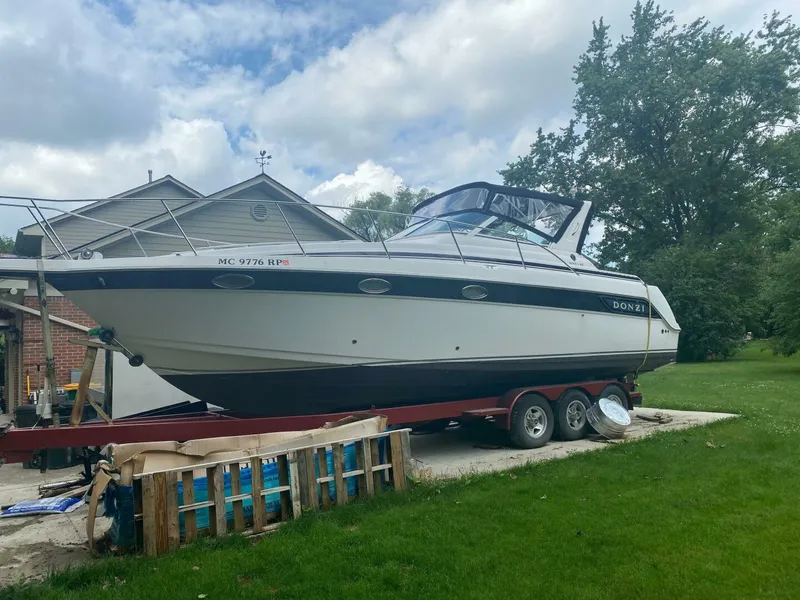 The Image of Donzi 3250 1998 - 4438713