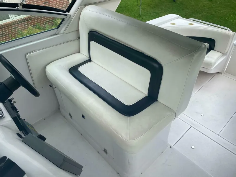 Slide: The Image of Donzi 3250 1998 - 4438694