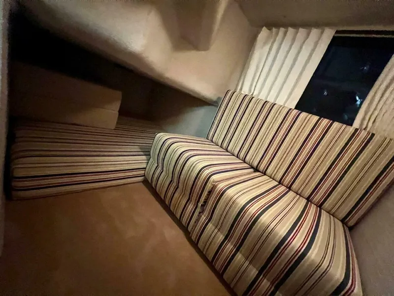 Slide: The Image of Tiara 310 Sport Cruiser 1988 - 4438894