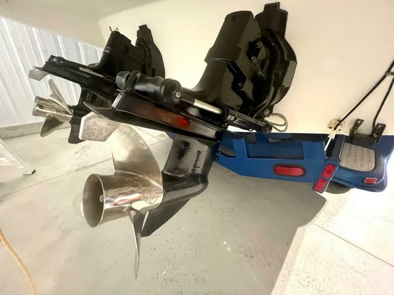 Slide: The Image of Tiara 310 Sport Cruiser 1988 - 4438935