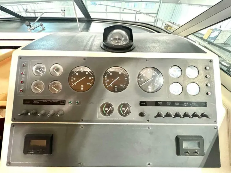 Slide: The Image of Tiara 310 Sport Cruiser 1988 - 4438887