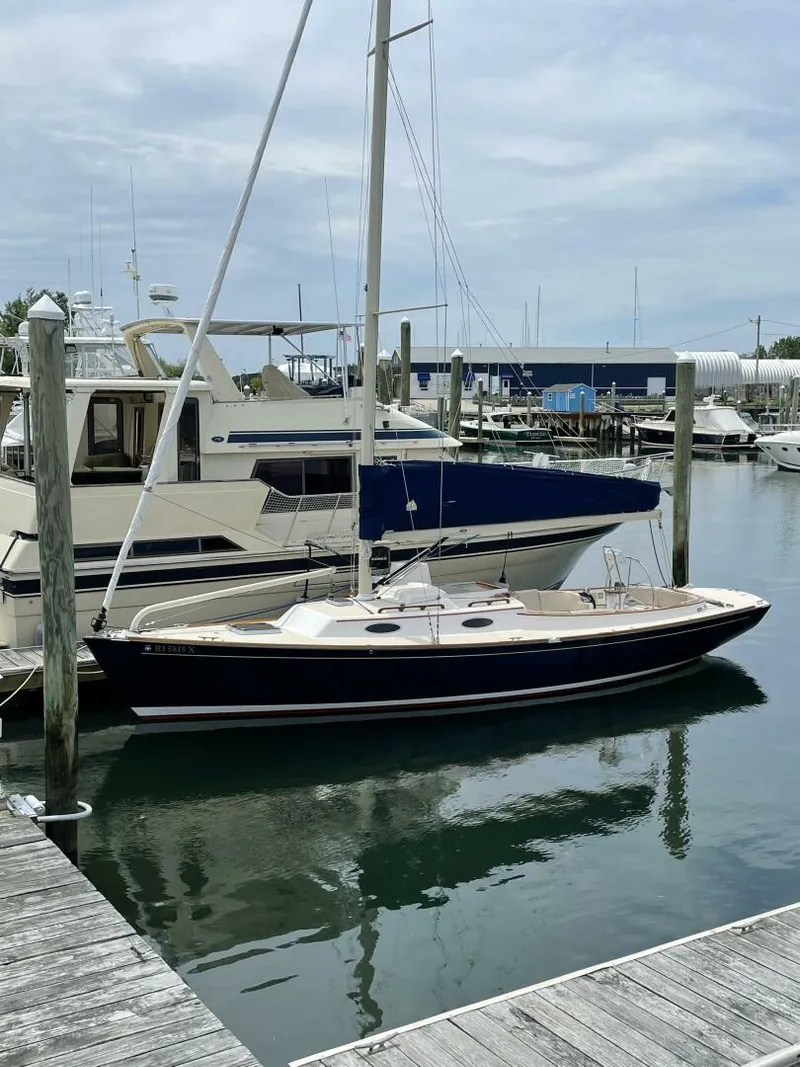 The Image of Alerion 33 2009 - 5393924