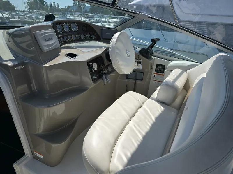 Slide: The Image of 2004 Four Winns 328 Vista - 4441094