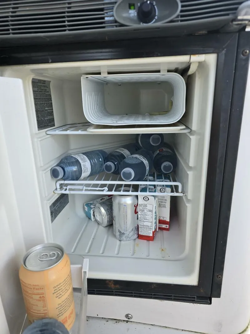 Slide: The Image of 2004 Four Winns 328 Vista - 4441105