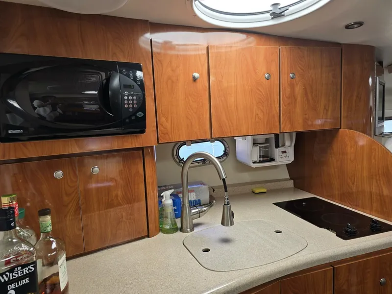 Slide: The Image of 2004 Four Winns 328 Vista - 4441112