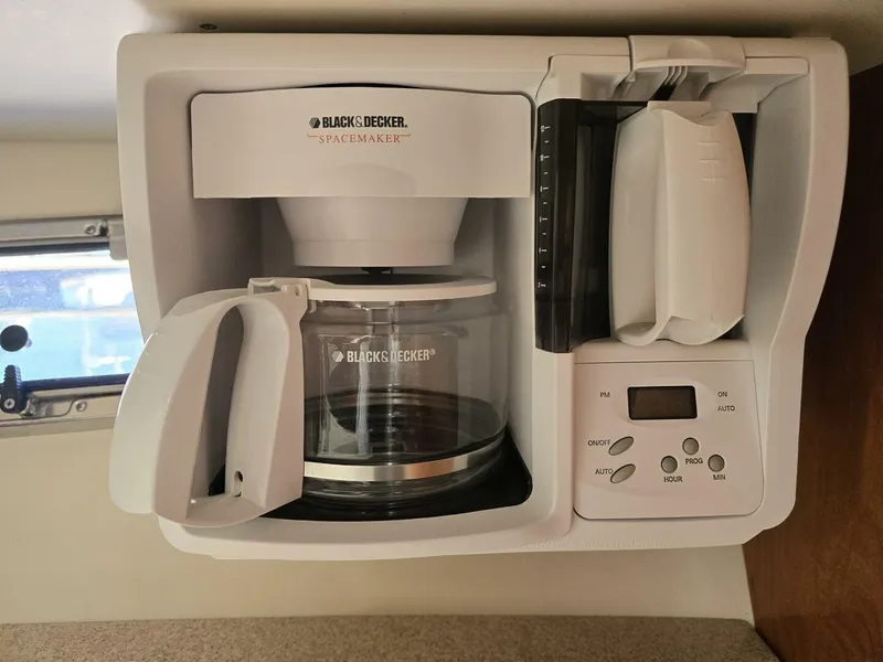 Slide: The Image of 2004 Four Winns 328 Vista - 4441120