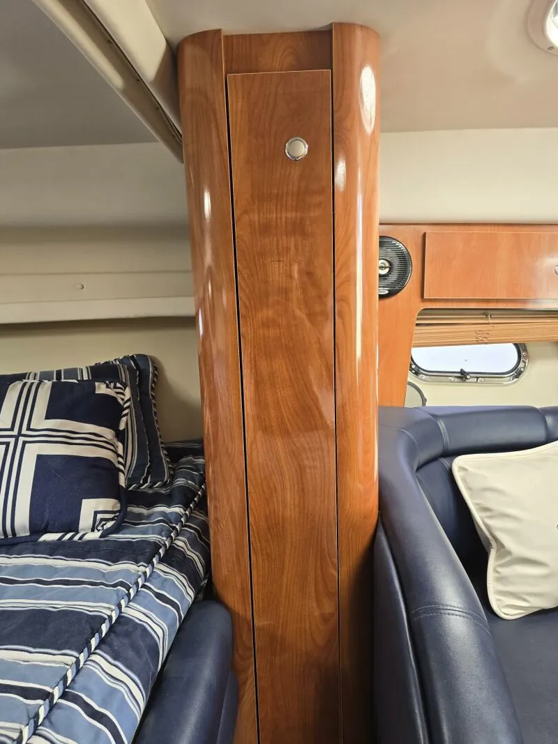 Slide: The Image of 2004 Four Winns 328 Vista - 4441125