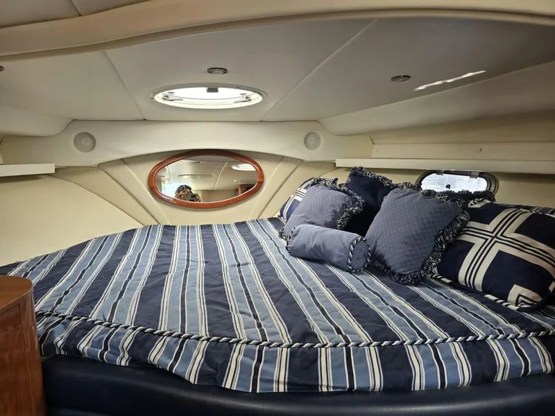 Slide: The Image of 2004 Four Winns 328 Vista - 4441126