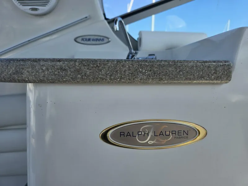 Slide: The Image of 2004 Four Winns 328 Vista - 4441137