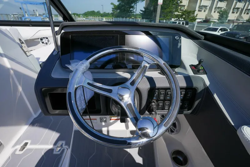 Slide: The Image of Regal LX4 2025 - 4441078