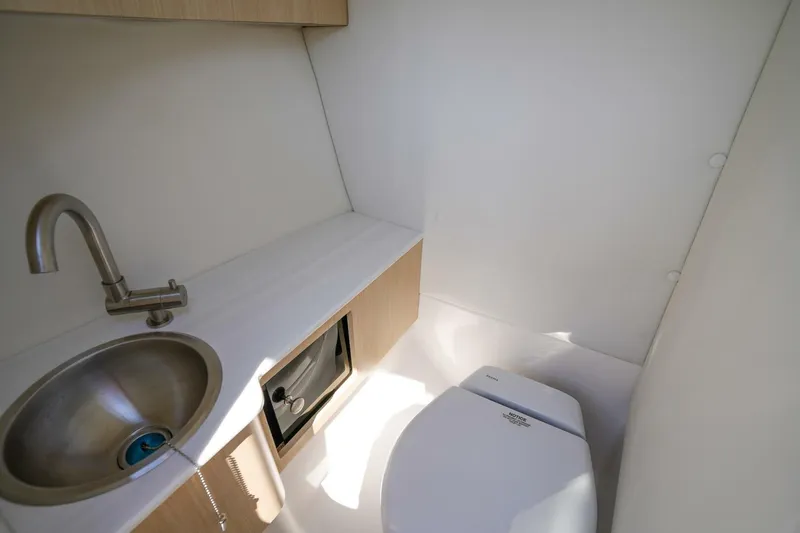 Slide: The Image of Regal LX4 2025 - 4441079