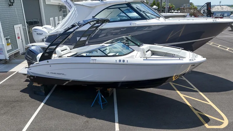 Slide: The Image of Regal LX4 2025 - 4441064