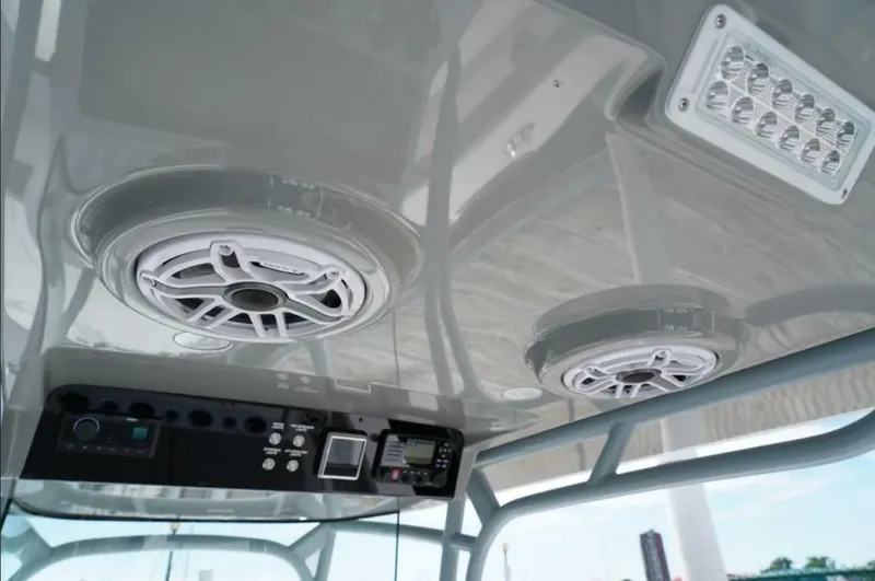 Slide: The Image of Valhalla Boatworks 28 Bay Boat 2025 - 5764018