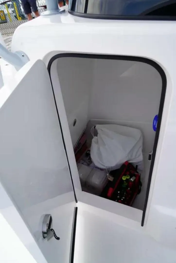 Slide: The Image of Valhalla Boatworks 28 Bay Boat 2025 - 5764020