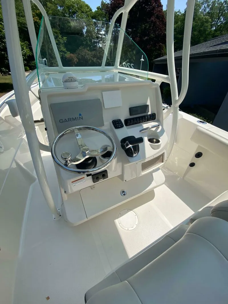 Slide: The Image of Sailfish 220 Center Console 2022 - 4442352