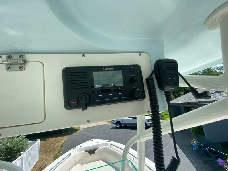 Slide: The Image of Sailfish 220 Center Console 2022 - 4442374