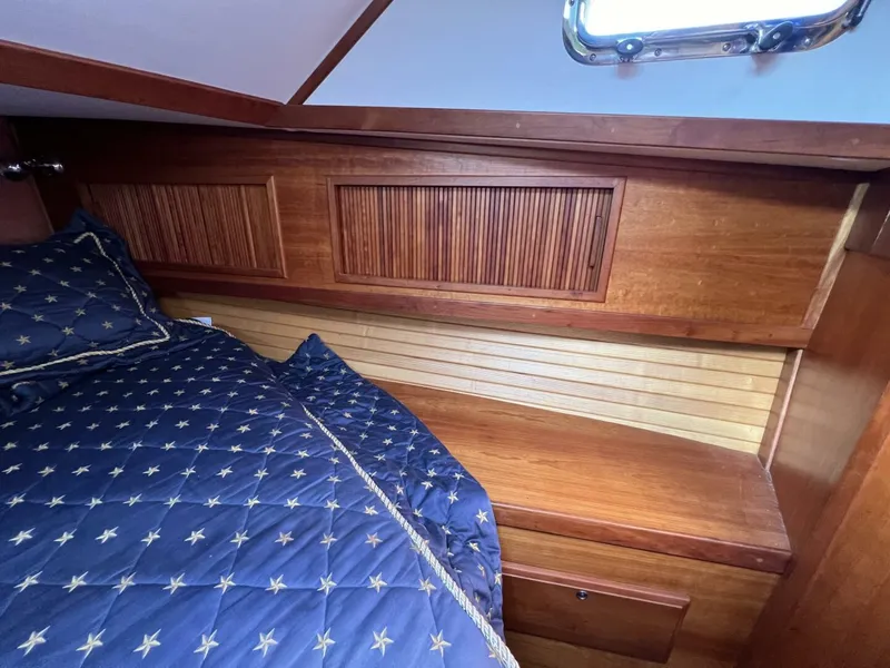 Slide: The Image of Sabre Sabreline 36 Sedan 2002 - 4454546