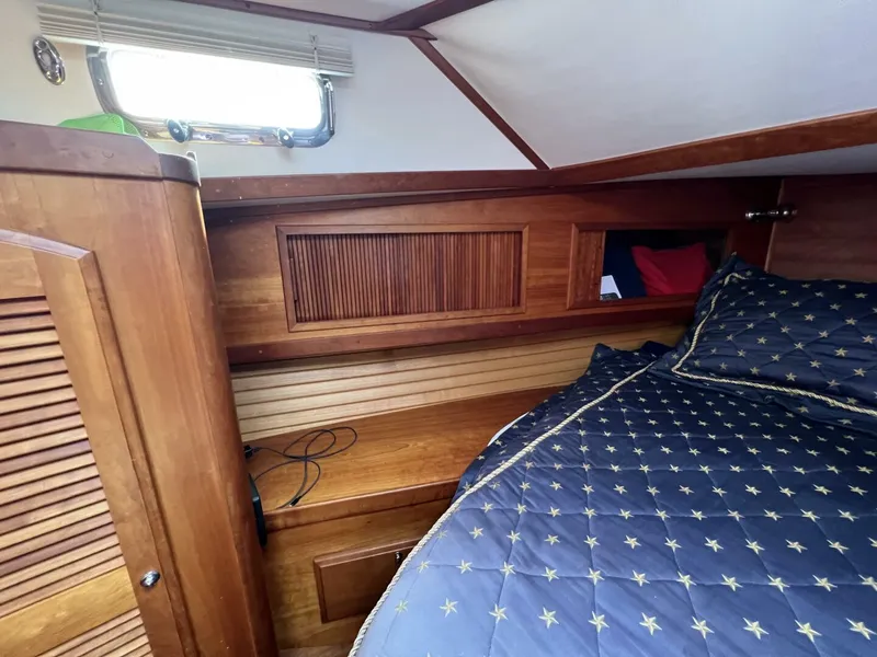 Slide: The Image of Sabre Sabreline 36 Sedan 2002 - 4454547