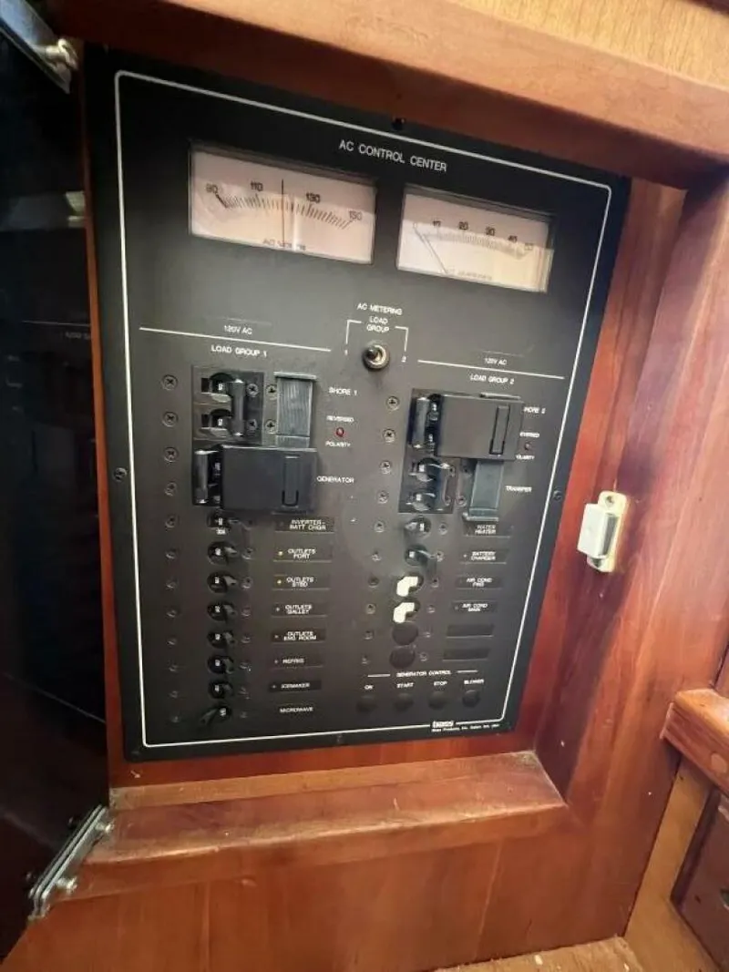 Slide: The Image of Sabre Sabreline 36 Sedan 2002 - 4454550