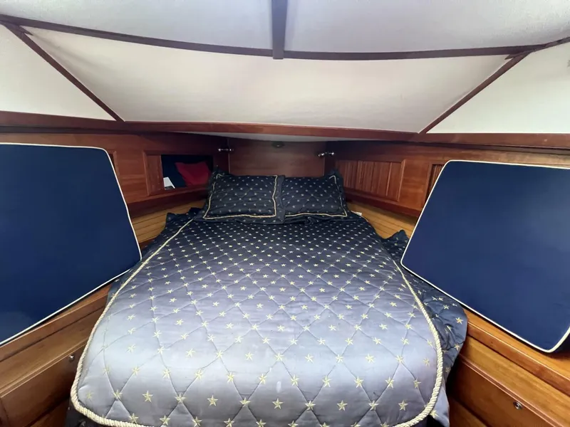 Slide: The Image of Sabre Sabreline 36 Sedan 2002 - 4454545