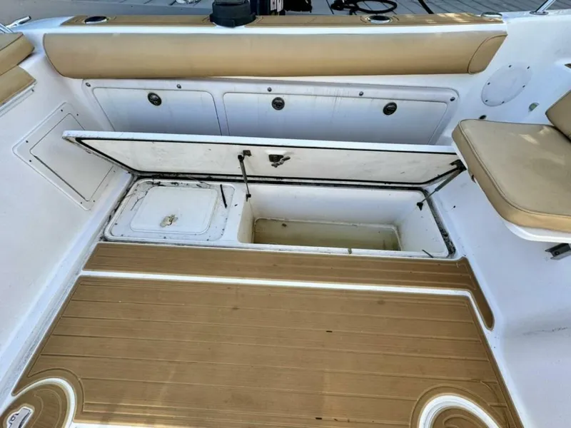 Slide: The Image of Century 3200 Walk Around 2006 - 4446605