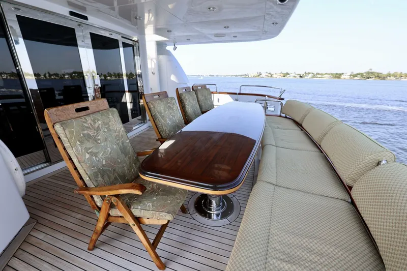 Slide: The Image of 2001 DESTINY 98 AFT DECK 2001 DESTINY 98 AFT DECK - 4446885