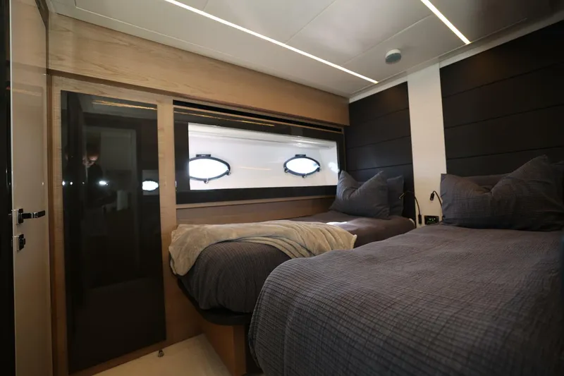 Slide: The Image of 2017 PERSHING 70 GUEST CABIN 2017 PERSHING 70 GUEST CABIN - 4447503