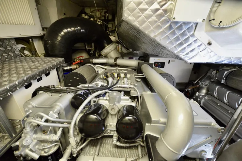 Slide: The Image of 2017 PERSHING 70 ENGINE ROOM 4 2017 PERSHING 70 ENGINE ROOM 4 - 4447478