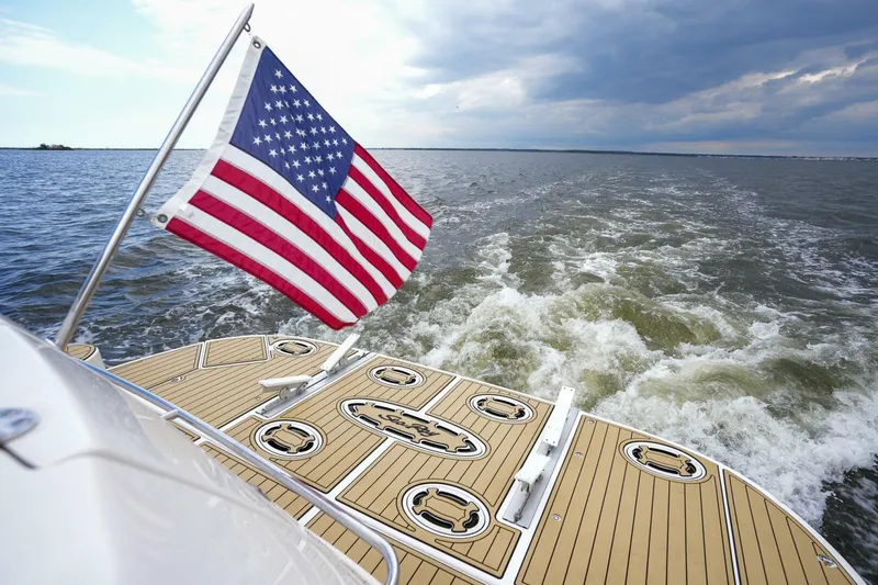 Slide: The Image of Sea Ray 52 Sundancer 2006 - 4448431