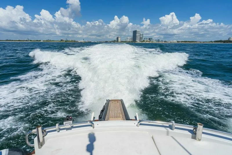 Slide: The Image of 2005 PERSHING 50 2005 PERSHING 50 - 4449718