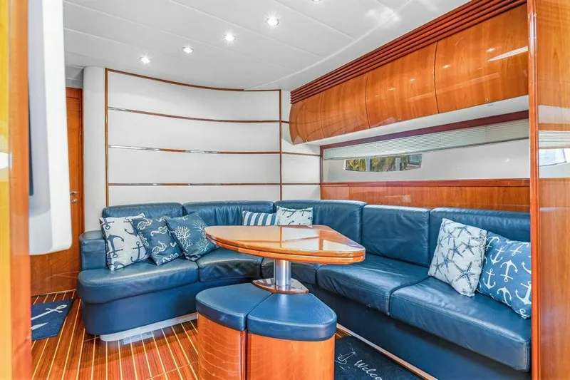 Slide: The Image of 2005 PERSHING 50 2005 PERSHING 50 - 4449728