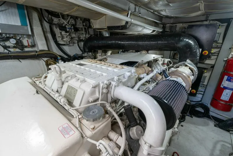 Slide: The Image of 2005 PERSHING 50 2005 PERSHING 50 - 4449743