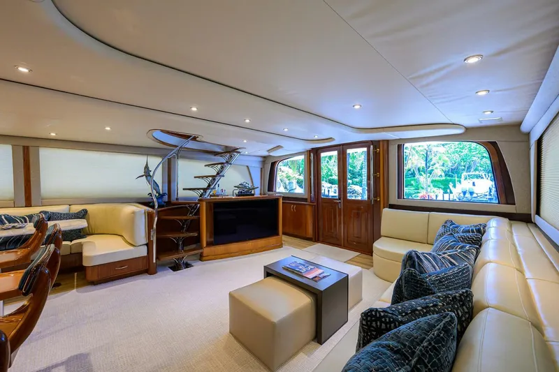 Slide: The Image of Sea Force IX 82 Enclosed Bridge 2004 - 4450187