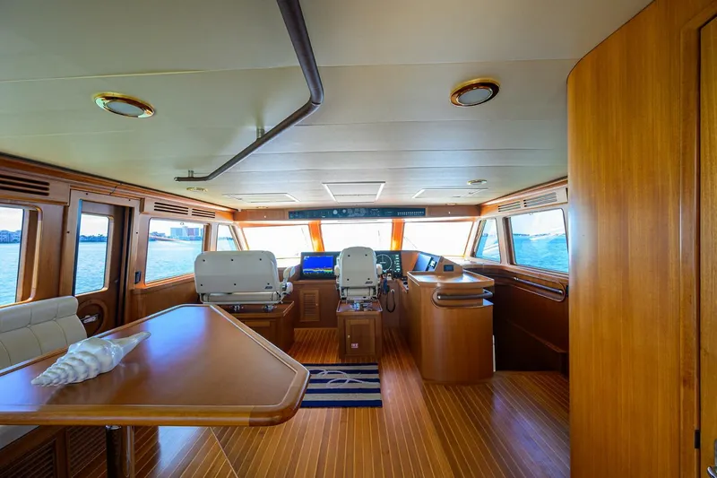 Slide: The Image of Marlow 97 Explorer 2011 - 4453182