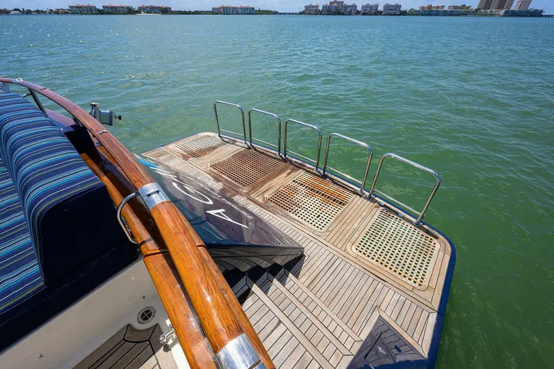 Slide: The Image of Marlow 97 Explorer 2011 - 4453509