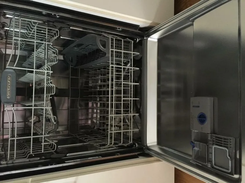 Slide: The Image of Hatteras 70 Cockpit Motor Yacht 1994 - 4452525