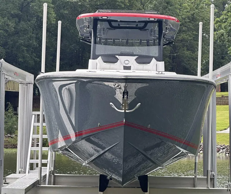 Slide: The Image of Fountain 32 NX 2024 - 4452955