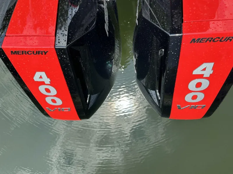 Slide: The Image of Fountain 32 NX 2024 - 4452961