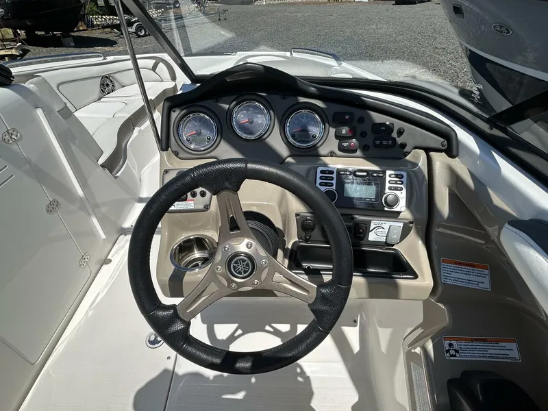 Slide: The Image of Yamaha 242 Limited S 2014 - 4455483