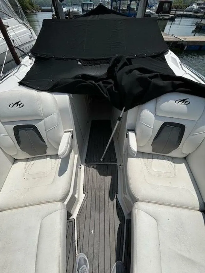 Slide: The Image of Monterey 328 SS 2011 - 4455817