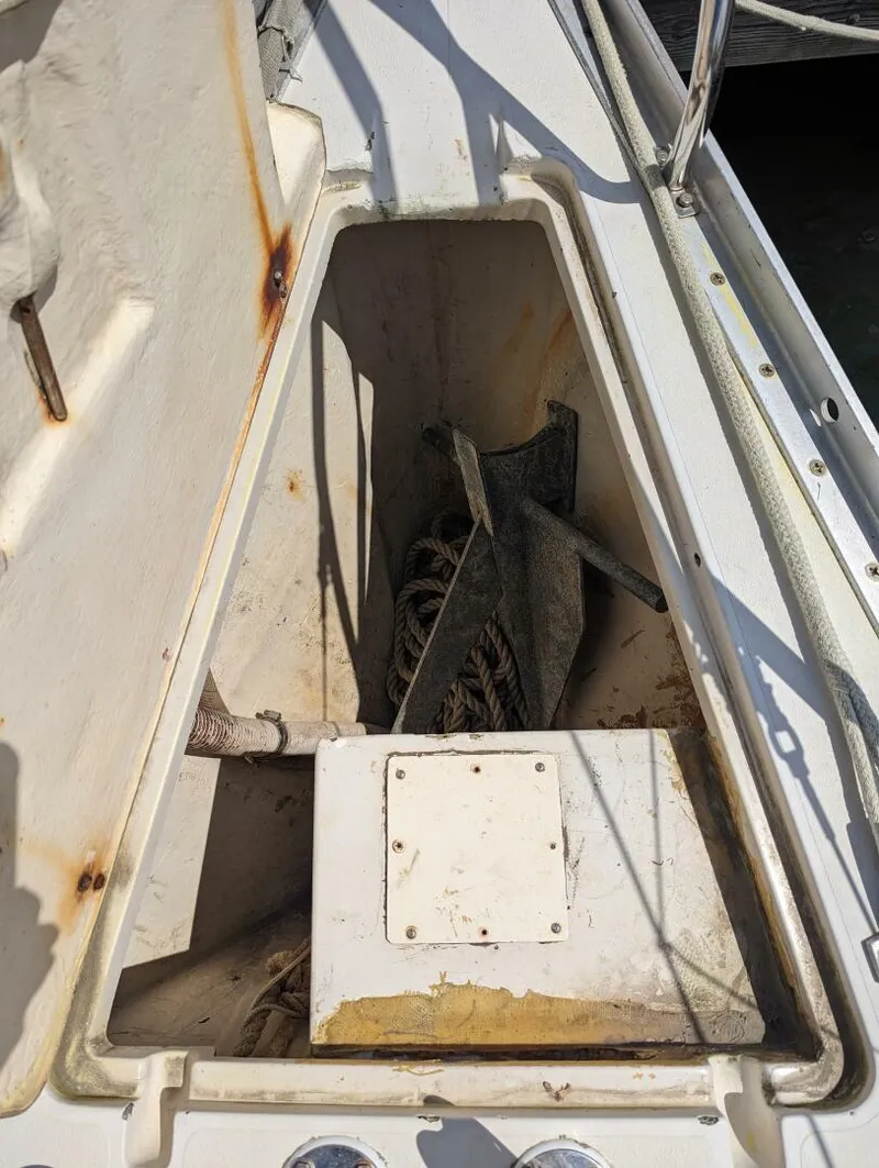 Slide: The Image of Canadian Sailcraft CS36 Merlin 1989 - 4455866