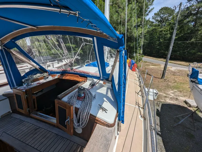 Slide: The Image of Tayana 37 1980 - 4456071