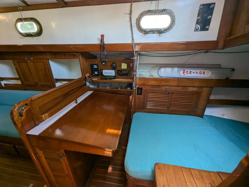 Slide: The Image of Tayana 37 1980 - 4456079