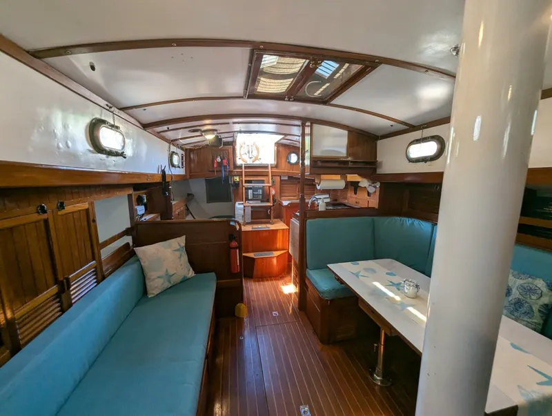 Slide: The Image of Tayana 37 1980 - 4456087